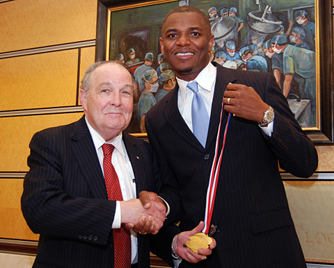 Deon Minor (right), spokesperson for the Center for Coronary Artery Anomalies. Deon Minor (right), spokesperson for the Center for Coronary Artery Anomalies.